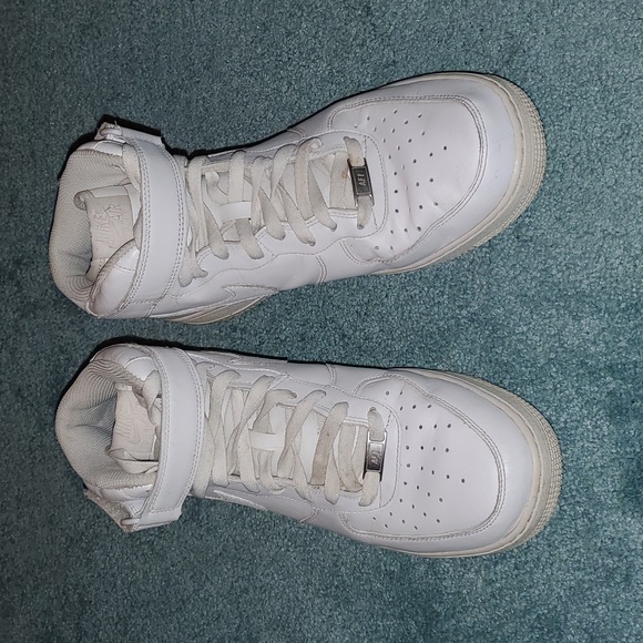 Nike Air Force 1 - Picture 1 of 5